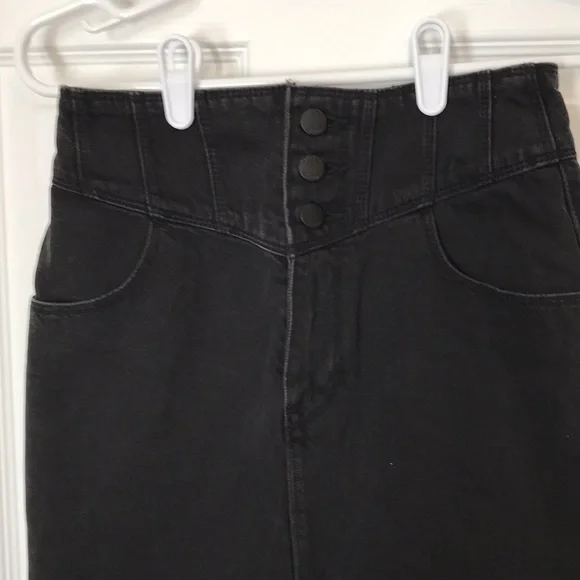 🌊 Hollister (NWT) 🌊Women’s Size 5/27 W…Ultra High Rise Black Denim Mini … - Picture 2 of 8